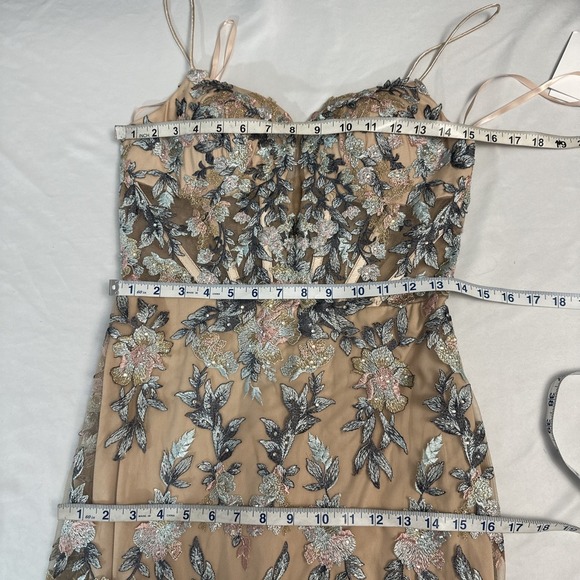 NWT $798 Mac Duggal [ 4 ] 79313 Embroidered Spaghetti‎ Strap Trumpet Gown Nude - Picture 3 of 15